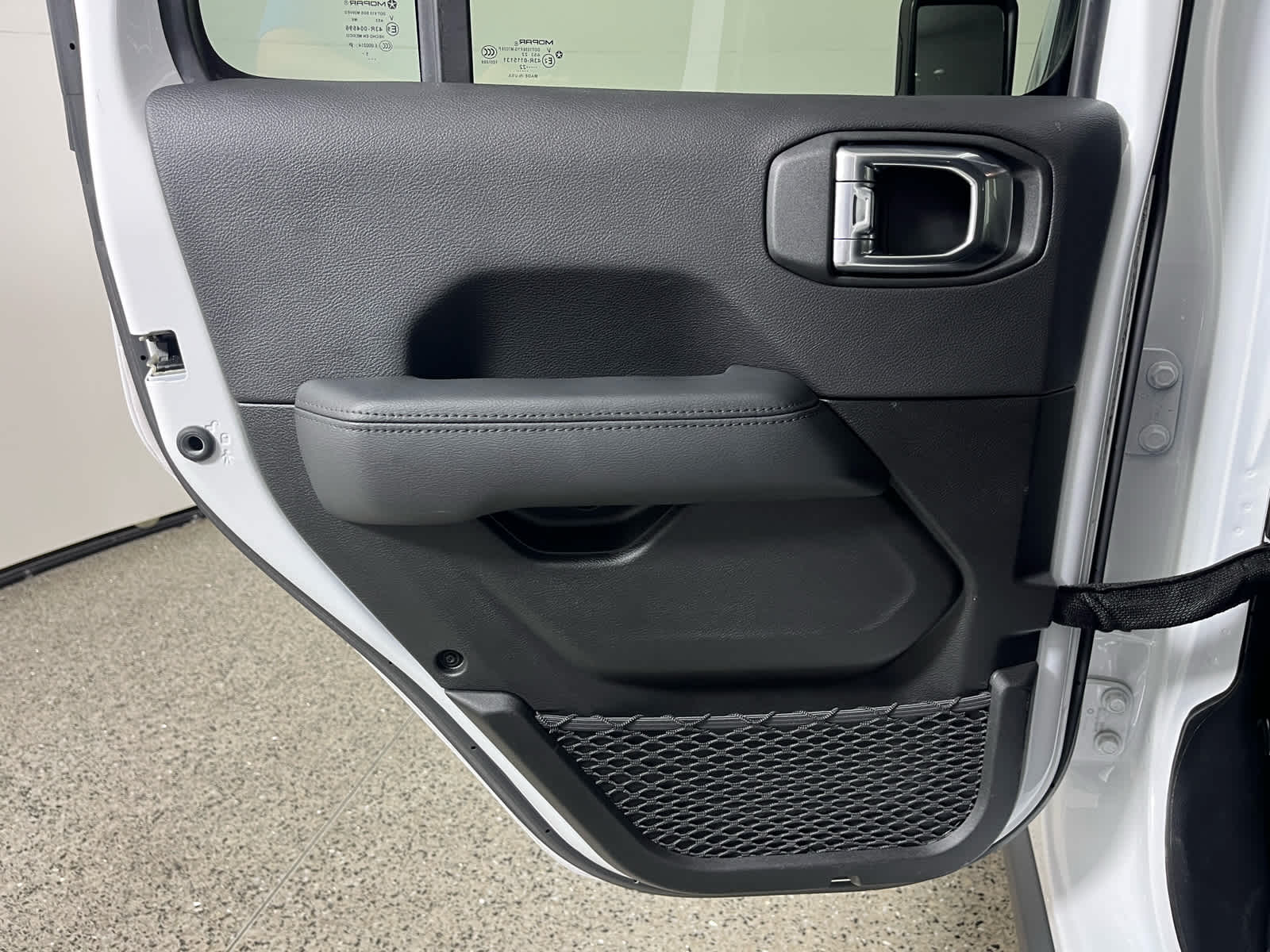 2022 Jeep Wrangler Unlimited Sahara Altitude 4x4