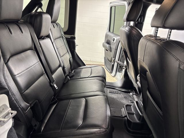 2019 Jeep Wrangler Unlimited Sahara Altitude