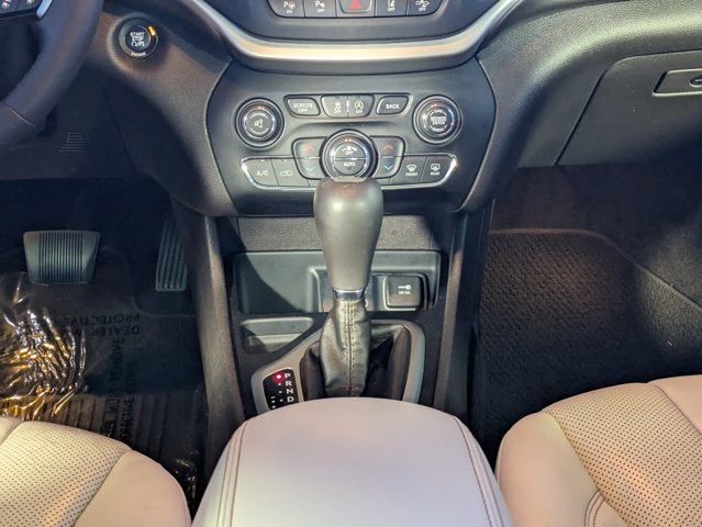 2016 Jeep Cherokee Overland