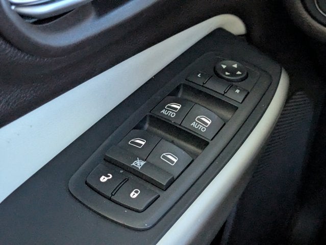 2016 Jeep Cherokee Overland