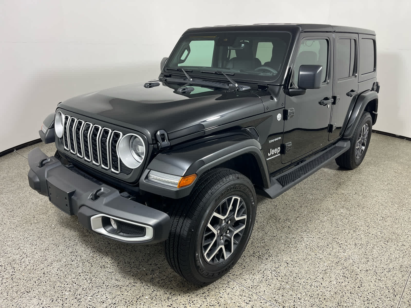 2024 Jeep Wrangler 4-Door Sahara 4x4