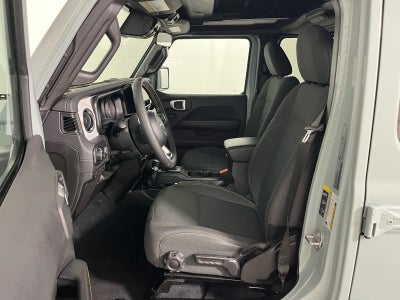 2024 Jeep Wrangler 4-Door Sahara 4x4