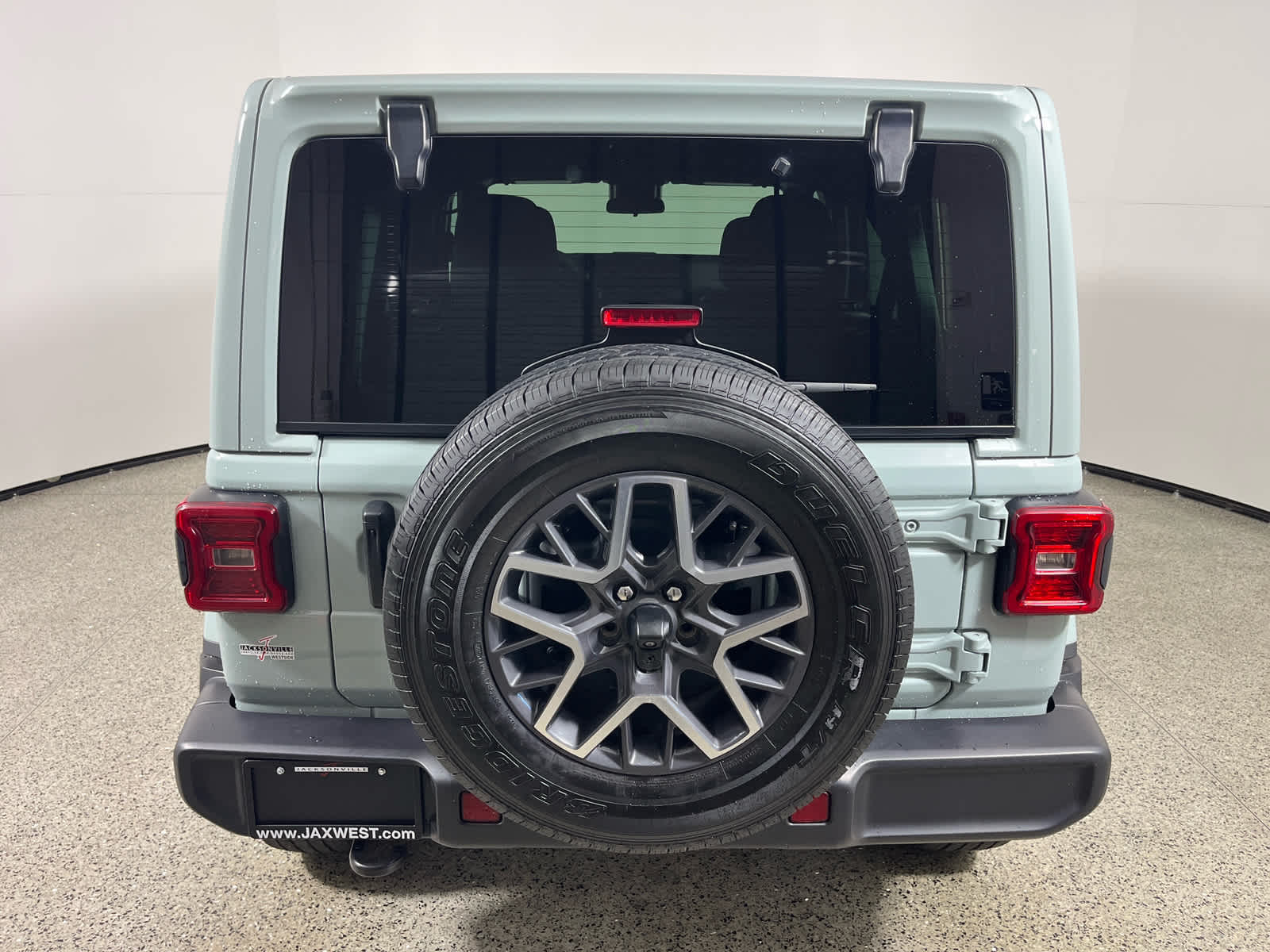 2024 Jeep Wrangler 4-Door Sahara 4x4