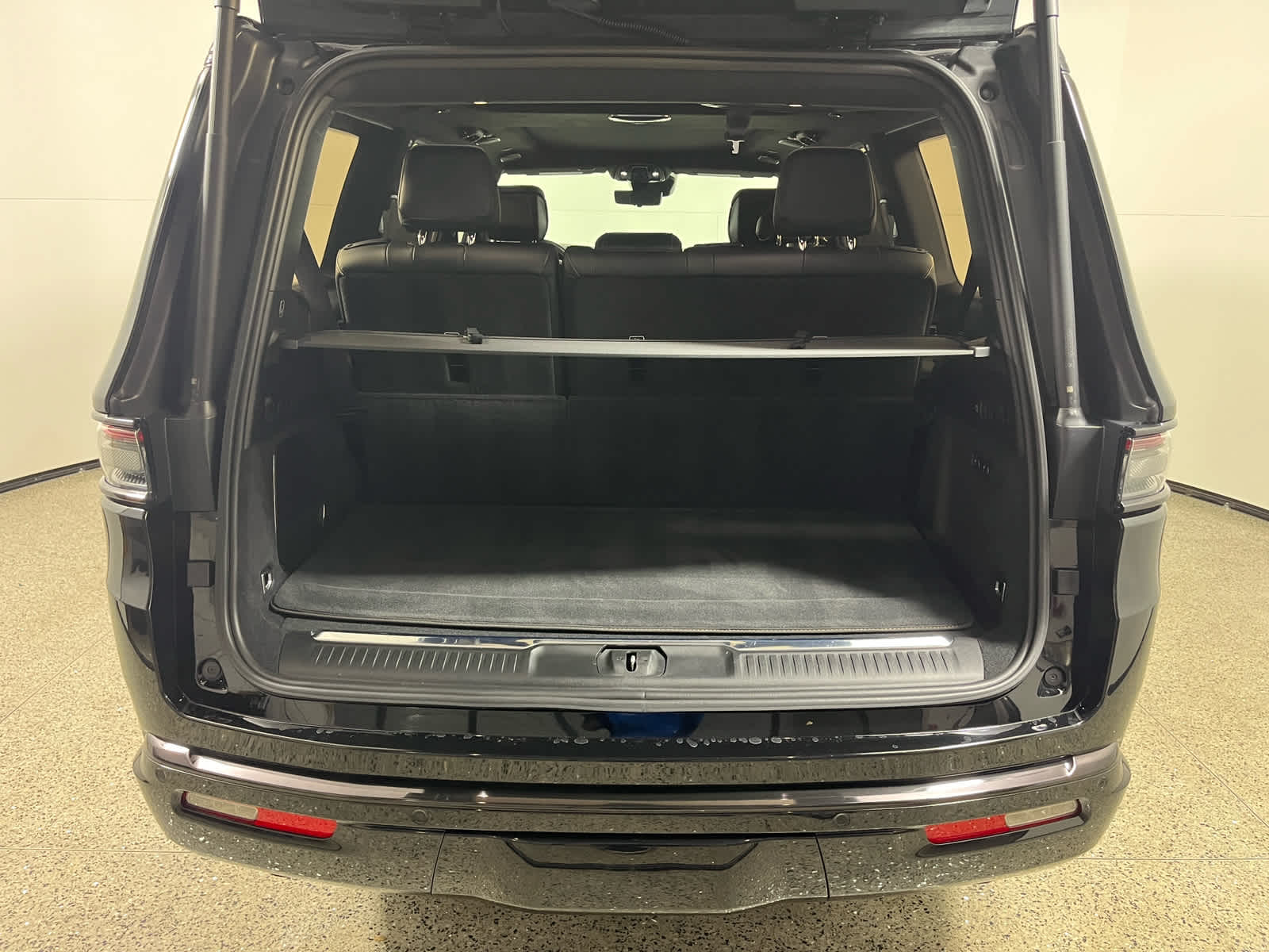 2024 Jeep Grand Wagoneer Series III Obsidian 4x4