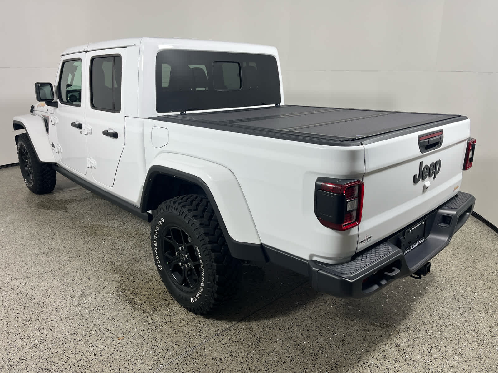 2024 Jeep Gladiator Jeep Beach