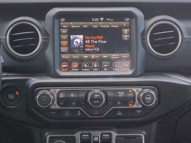 2020 Jeep Gladiator Overland LIFTED!! RIMS!! TIRES!!