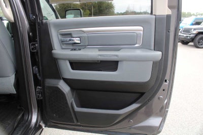 2020 RAM 1500 Classic SLT Crew Cab 4x2 6'4' Box