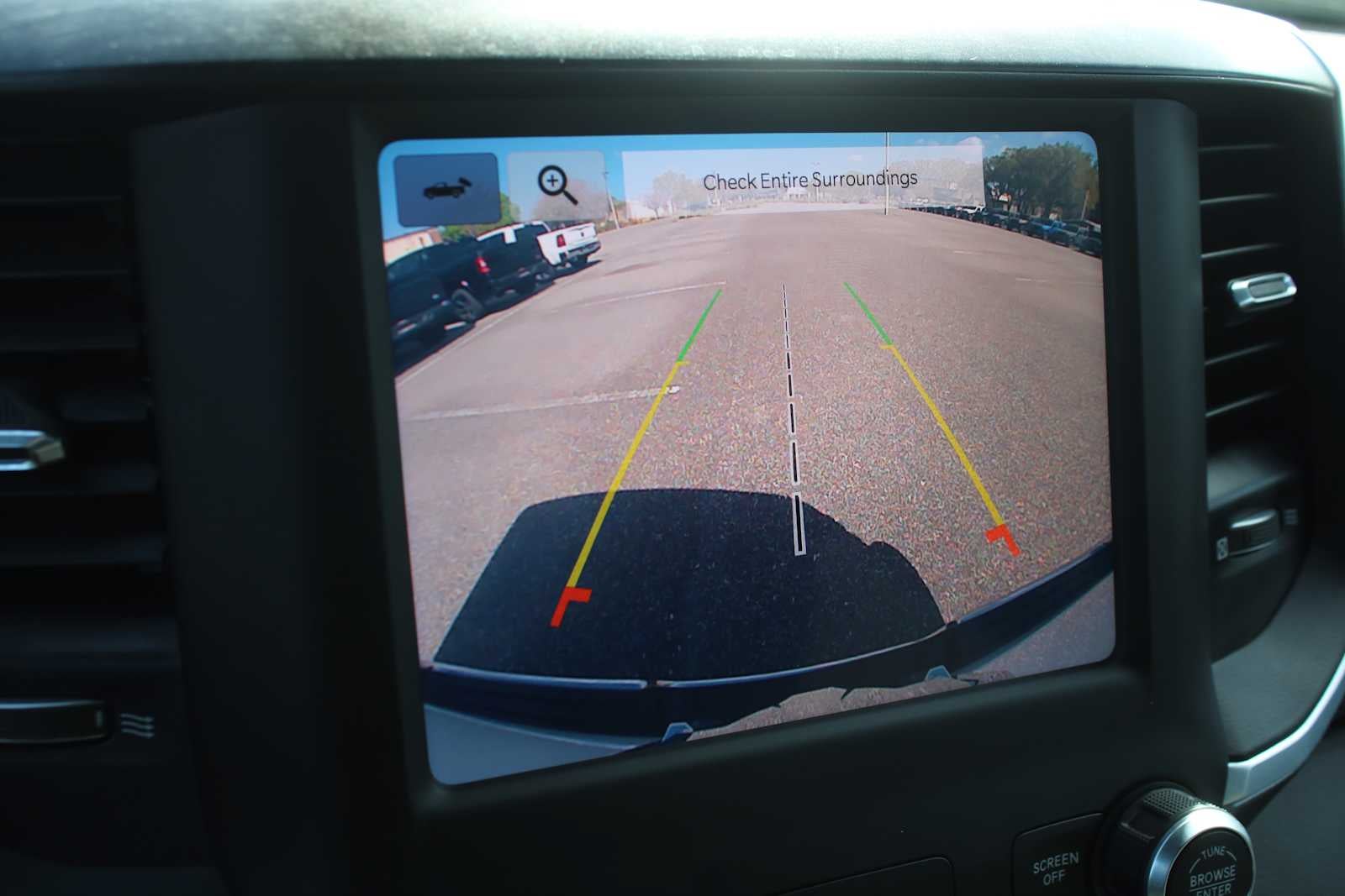 2022 RAM 1500 Big Horn Crew Cab 4x4 5'7' Box