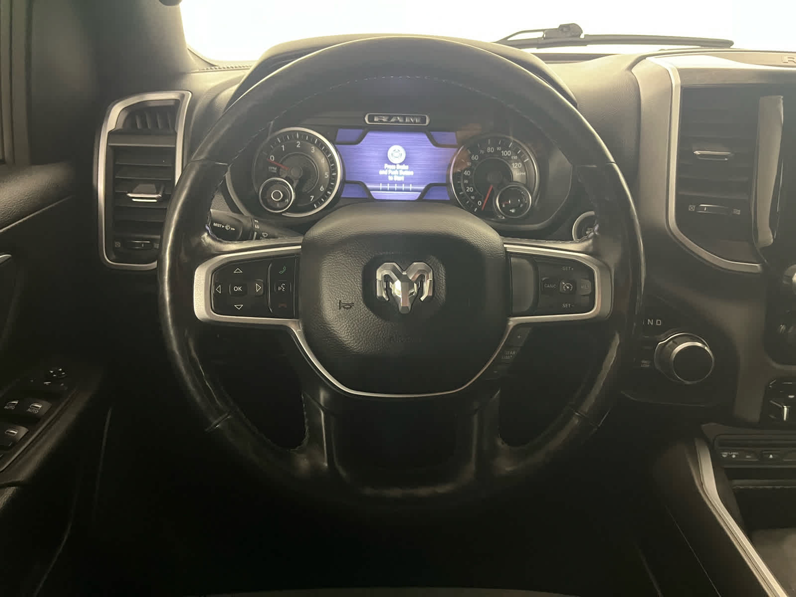 2019 RAM 1500 Big Horn/Lone Star Crew Cab 4x4 5'7' Box