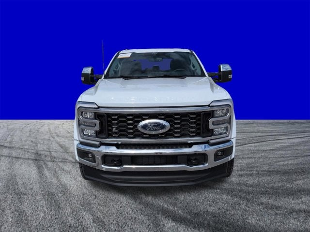 2026 Ford Super Duty F-450 DRW LARIAT