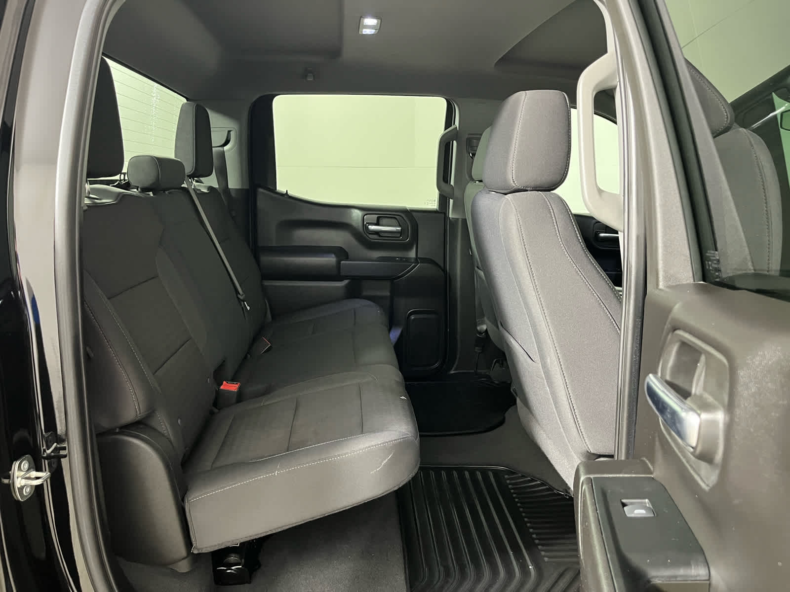 2024 Chevrolet Silverado 1500 2WD Crew Cab Short Bed Custom