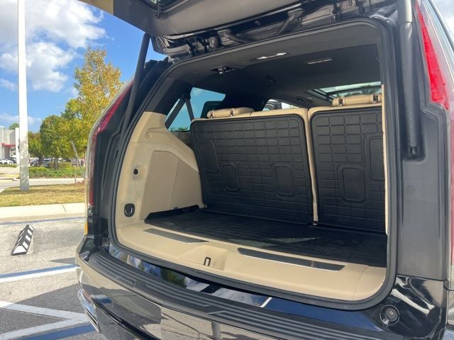 2022 Cadillac Escalade Premium Luxury