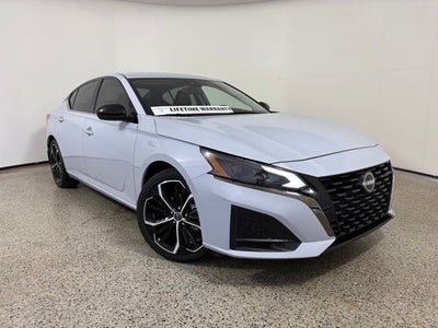 2025 Nissan Altima 2.5 SR