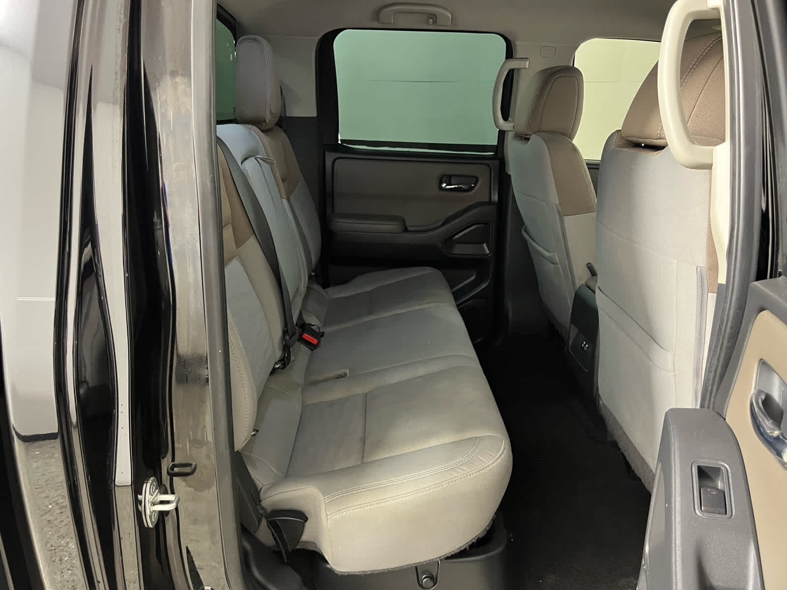 2022 Nissan Frontier Crew Cab SV 4x4