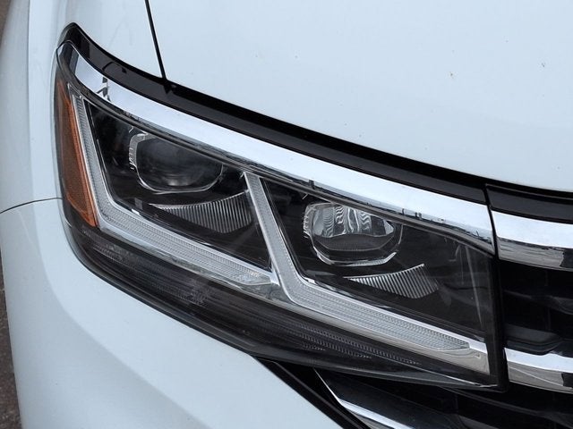 2022 Volkswagen Atlas Cross Sport 3.6L V6 SE with Technology