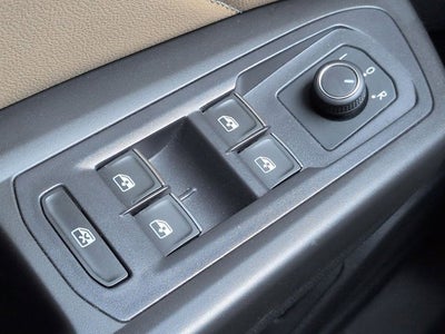 2022 Volkswagen Atlas Cross Sport 3.6L V6 SE with Technology
