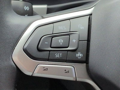 2022 Volkswagen Atlas Cross Sport 3.6L V6 SE with Technology