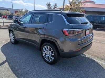 2023 Jeep Compass Latitude Lux