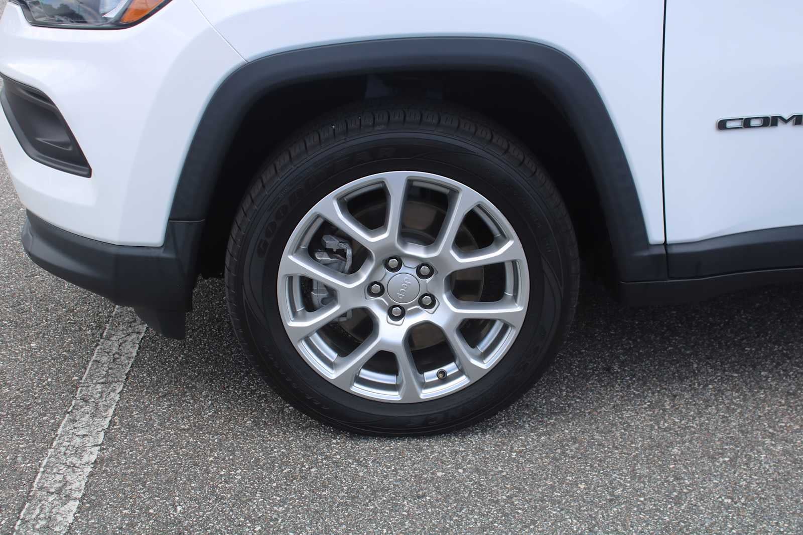 2023 Jeep Compass Latitude Lux