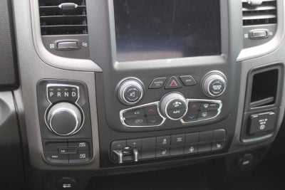 2022 RAM 1500 Classic Tradesman Crew Cab 4x4 5'7' Box