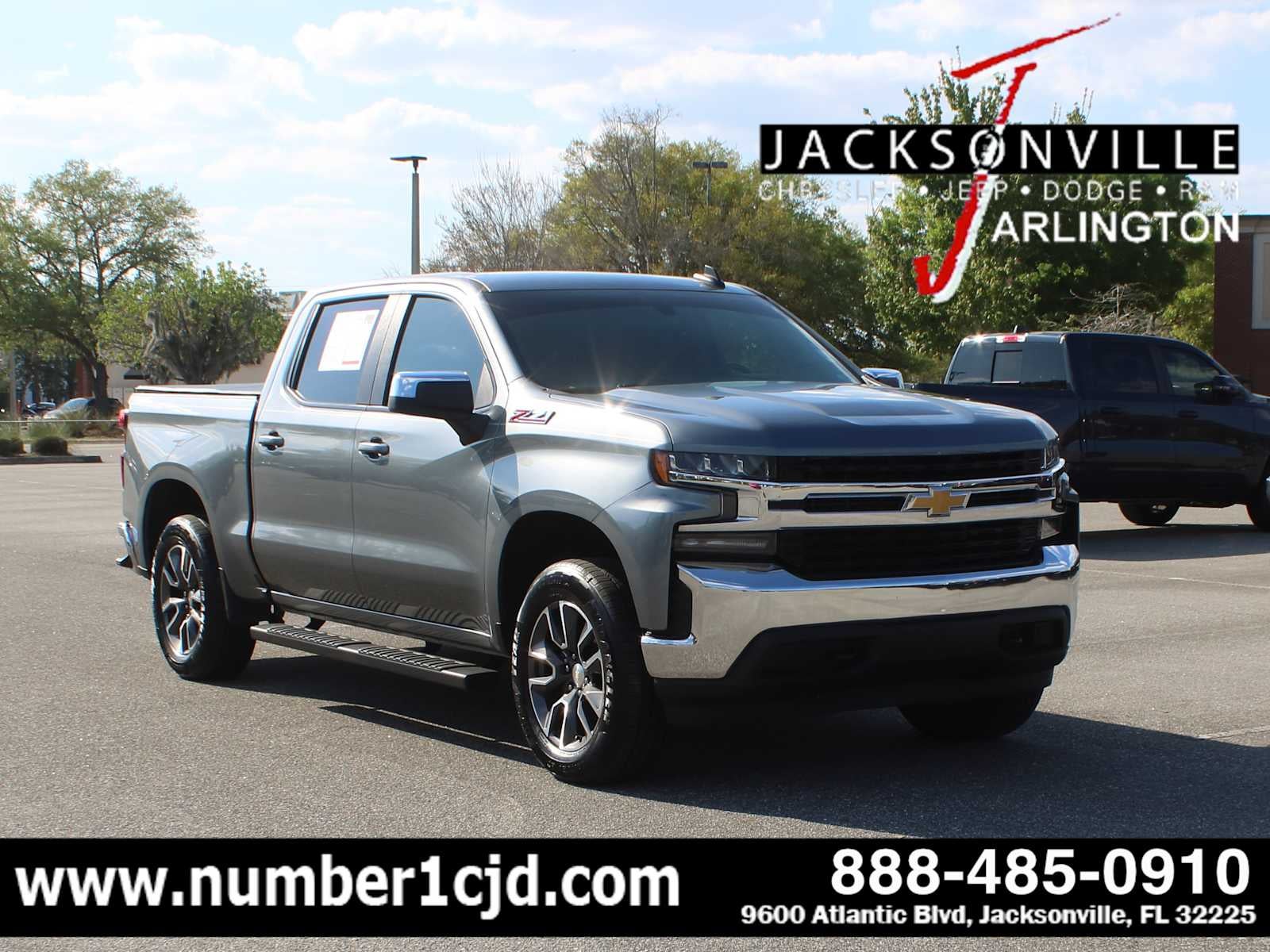 2021 Chevrolet Silverado 1500 4WD Crew Cab Short Bed LT