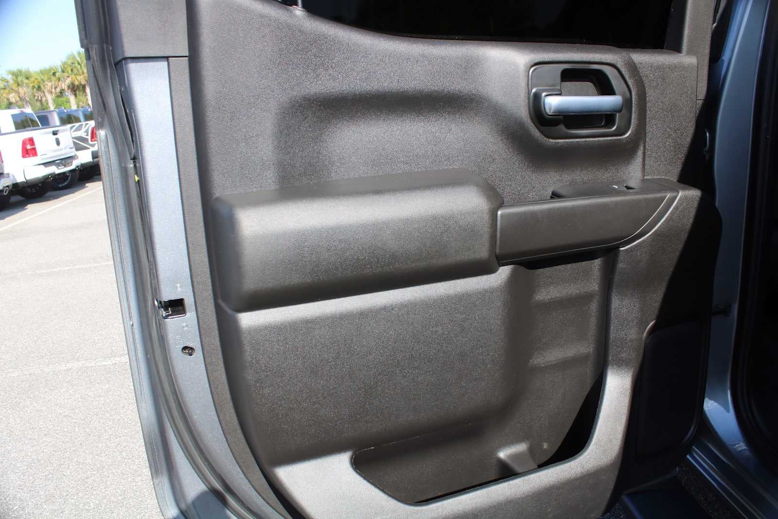 2021 Chevrolet Silverado 1500 4WD Crew Cab Short Bed LT