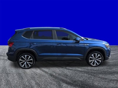2024 Volkswagen Taos SE