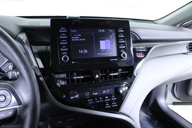 2022 Toyota Camry Hybrid LE