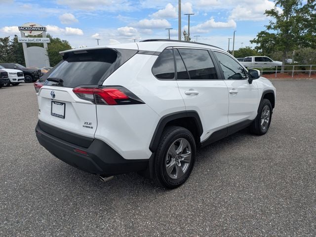 2024 Toyota RAV4 Hybrid XLE