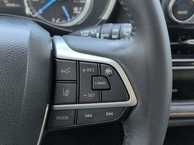 2022 Toyota Highlander Hybrid Bronze Edition