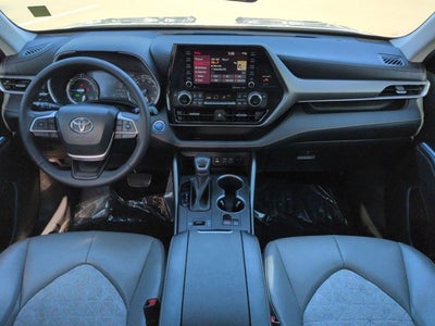 2022 Toyota Highlander Hybrid Bronze Edition