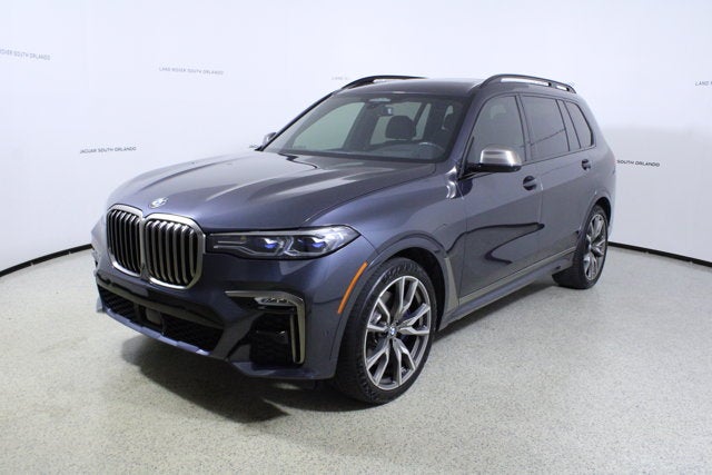 2022 BMW X7 M50i