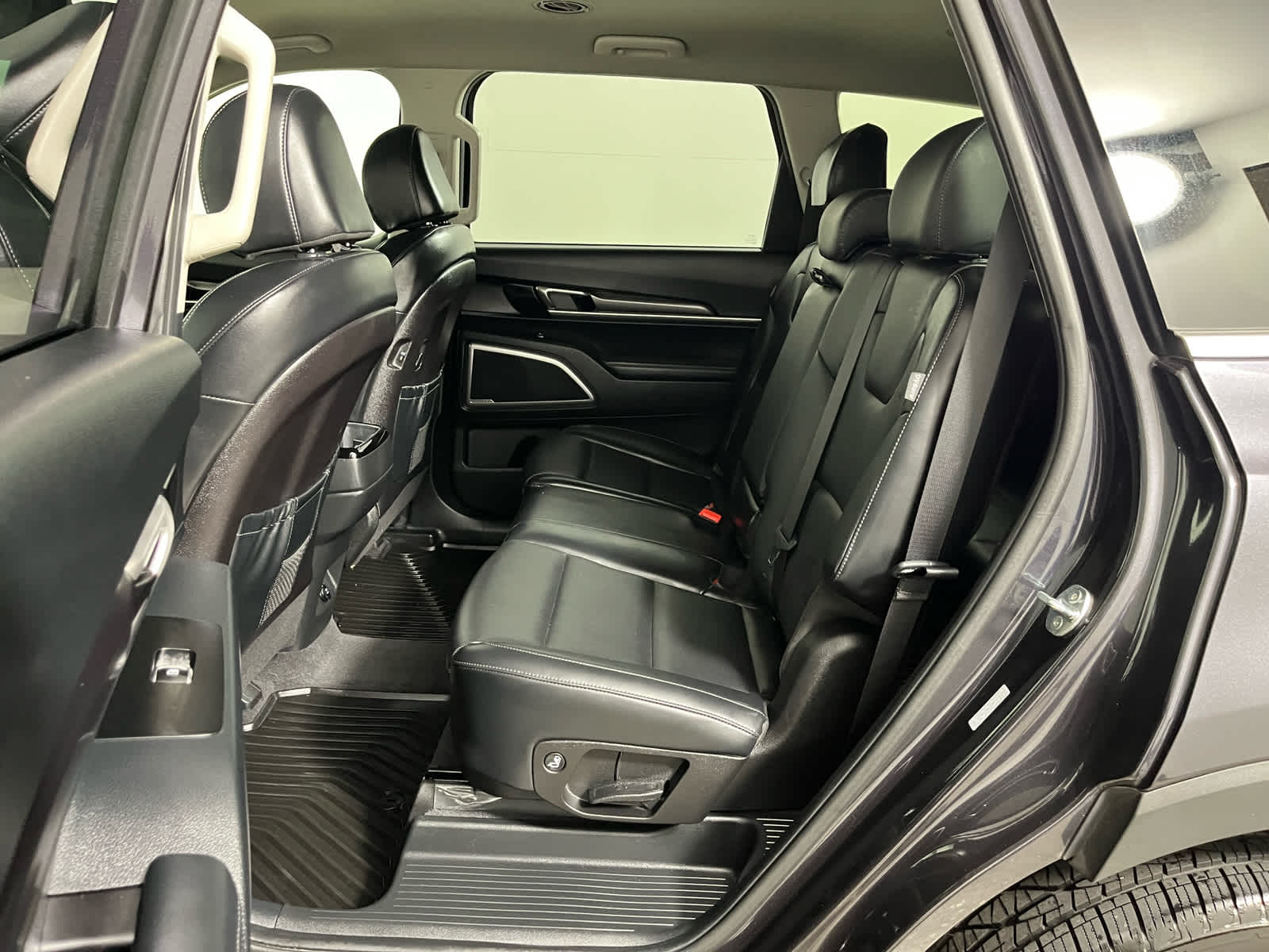 2025 Kia Telluride LX