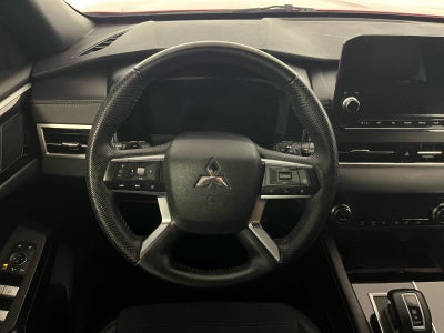 2023 Mitsubishi Outlander SE Black Edition
