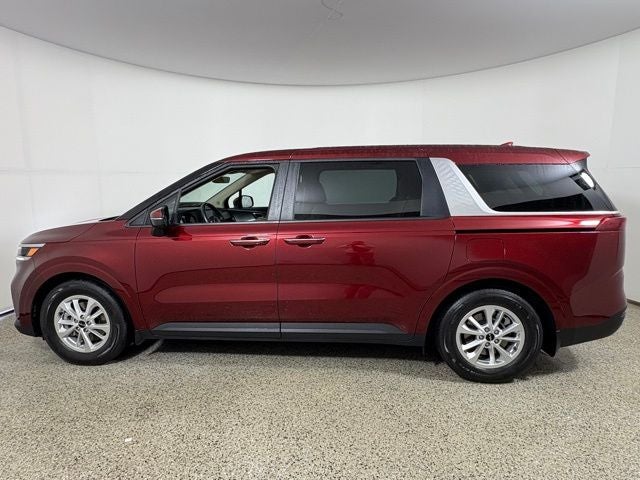 2023 Kia Carnival LX