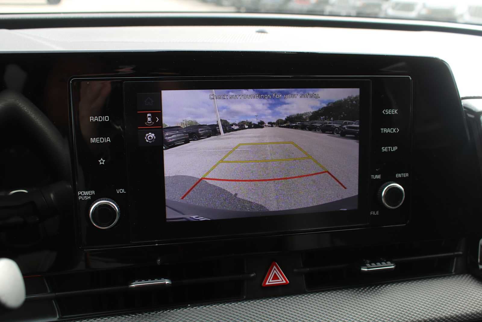 2025 Kia Sportage Hybrid LX