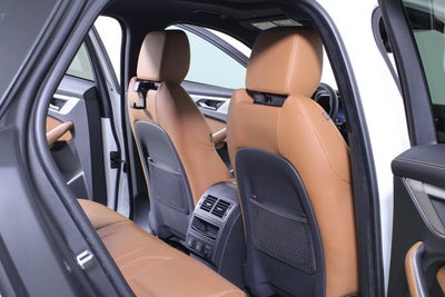 2025 Jaguar F-PACE R-Dynamic S