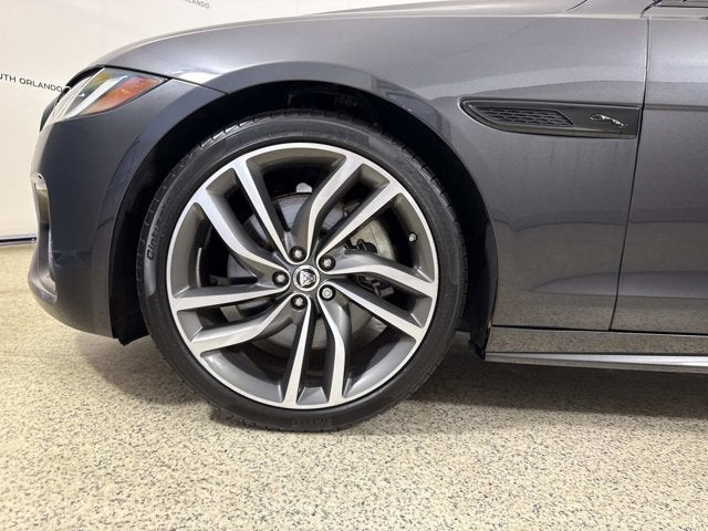 2024 Jaguar XF R-Dynamic SE
