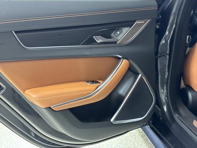 2024 Jaguar XF R-Dynamic SE