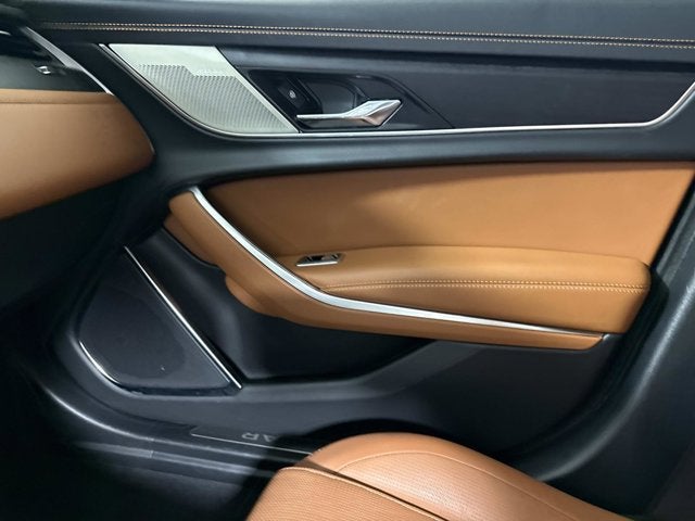 2024 Jaguar XF R-Dynamic SE