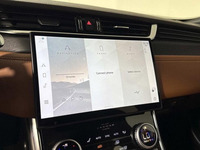 2024 Jaguar XF R-Dynamic SE