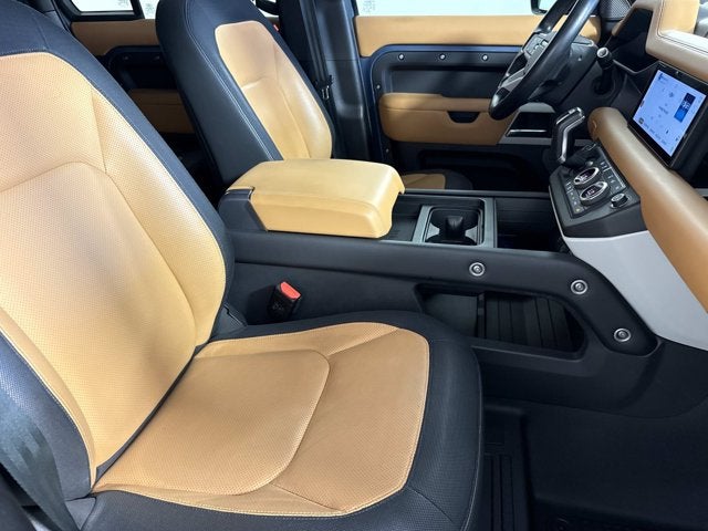 2023 Land Rover Defender X-Dynamic SE