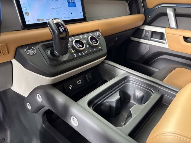2023 Land Rover Defender X-Dynamic SE