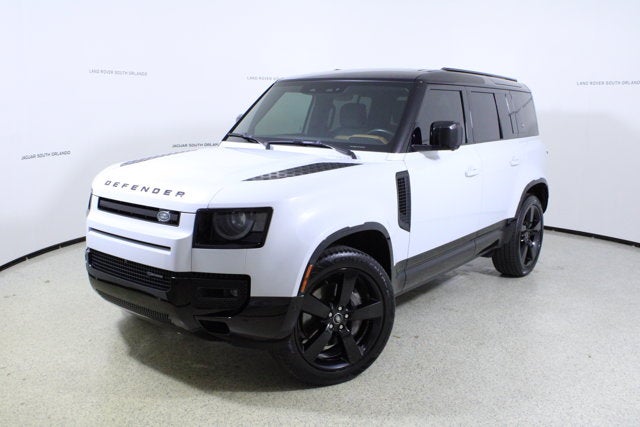 2023 Land Rover Defender X-Dynamic SE