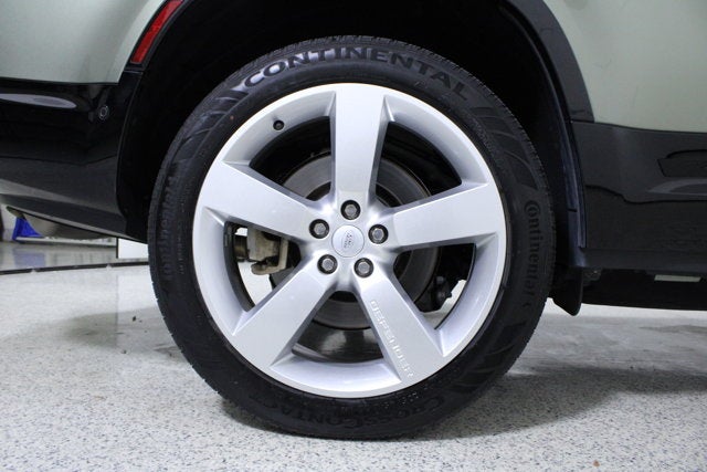 2023 Land Rover Defender X-Dynamic SE