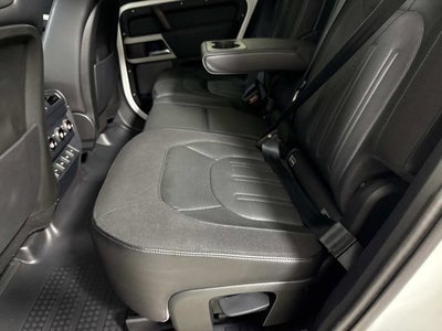 2020 Land Rover Defender SE