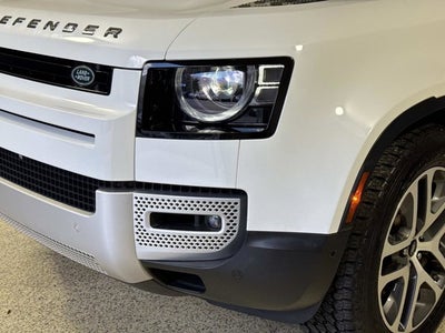 2020 Land Rover Defender SE
