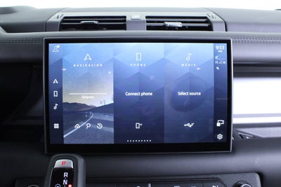 2025 Land Rover Defender V8