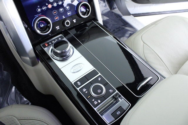2020 Land Rover Range Rover P525 HSE