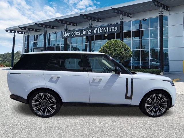 2023 Land Rover Range Rover SE